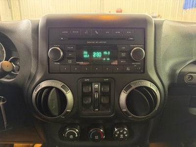 2013 Jeep Wrangler Unlimited 4WD 4dr Freedom Edition *Ltd Avail*