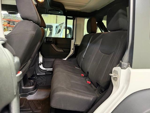 2013 Jeep Wrangler Unlimited 4WD 4dr Freedom Edition *Ltd Avail*