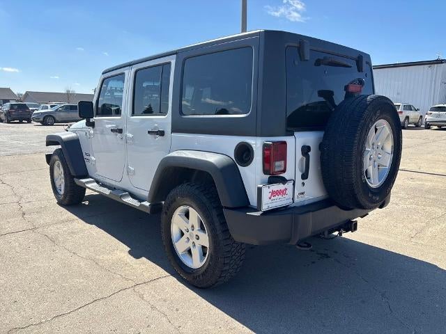 2013 Jeep Wrangler Unlimited 4WD 4dr Freedom Edition *Ltd Avail*