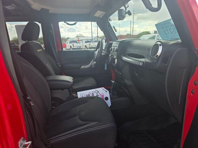 2015 Jeep Wrangler Unlimited 4WD 4dr Sahara