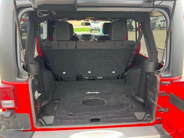 2015 Jeep Wrangler Unlimited 4WD 4dr Sahara