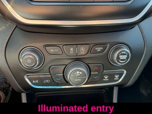 2022 Jeep Cherokee Latitude Lux 4x4