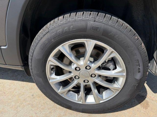 2022 Jeep Cherokee Latitude Lux 4x4
