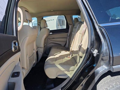 2017 Jeep Grand Cherokee Laredo 4x4
