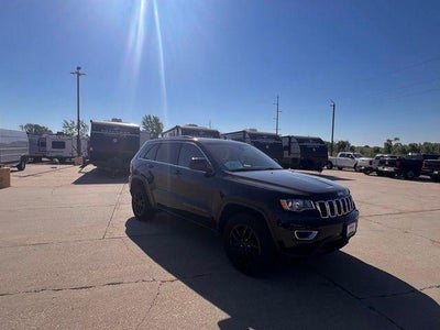 2017 Jeep Grand Cherokee Laredo 4x4