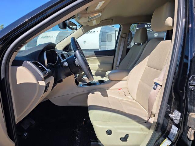 2017 Jeep Grand Cherokee Laredo 4x4