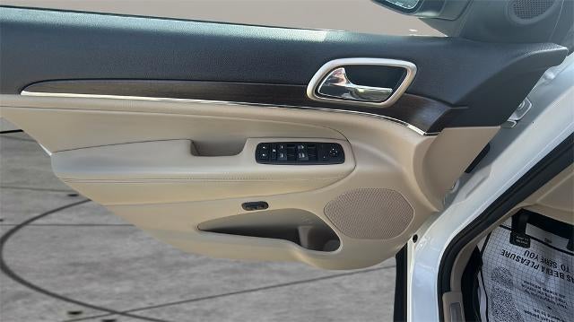 2014 Jeep Grand Cherokee 4WD 4dr Limited