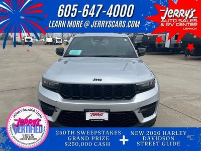 2025 Jeep Grand Cherokee Altitude 4x4