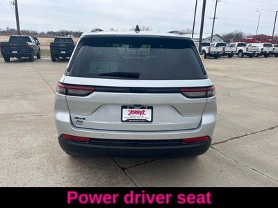 2025 Jeep Grand Cherokee Altitude 4x4