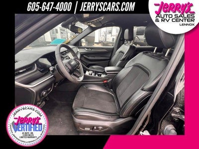 2024 Jeep Grand Cherokee L Altitude 4x4