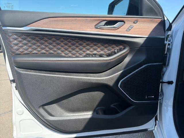 2024 Jeep Grand Cherokee L Summit 4x4