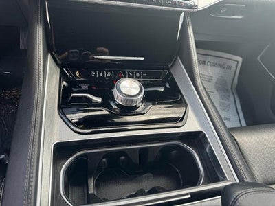 2025 Jeep Wagoneer L 4x4