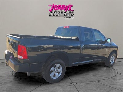 2019 RAM 1500 Classic Express 4x4 Quad Cab 6'4" Box