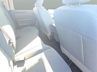 2019 RAM 1500 Classic Express 4x4 Quad Cab 6'4" Box