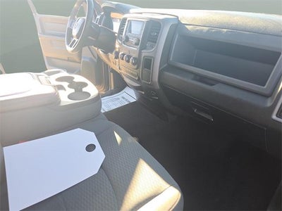 2019 RAM 1500 Classic Express 4x4 Quad Cab 6'4" Box