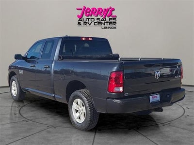 2019 RAM 1500 Classic Express 4x4 Quad Cab 6'4" Box