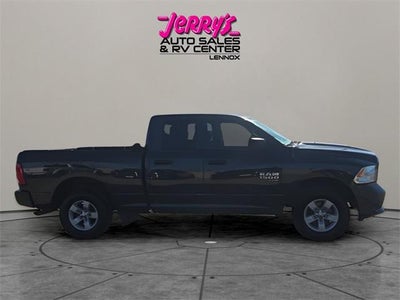 2019 RAM 1500 Classic Express 4x4 Quad Cab 6'4" Box