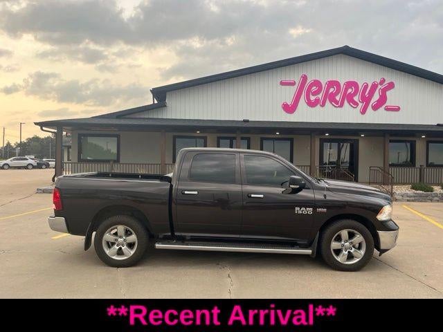 2016 RAM 1500 4WD Crew Cab 5.7 Ft Box Big Horn