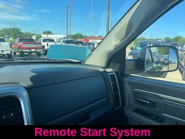 2017 RAM 1500 SLT 4x4 Crew Cab 5'7" Box