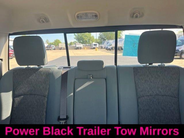 2017 RAM 1500 SLT 4x4 Crew Cab 5'7" Box
