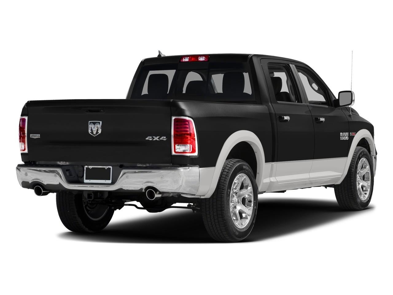 2017 RAM 1500 Laramie 4x4 Crew Cab 5'7" Box