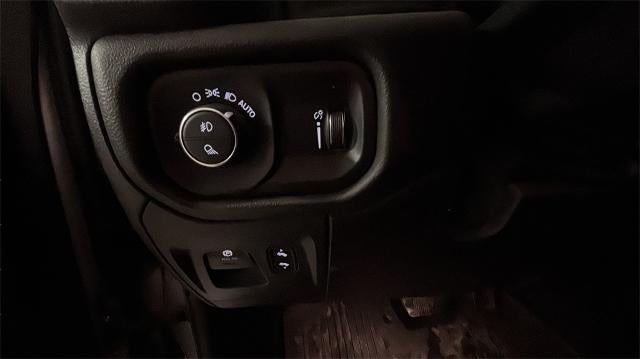 2023 RAM 1500 Big Horn 4x4 Crew Cab 5'7" Box