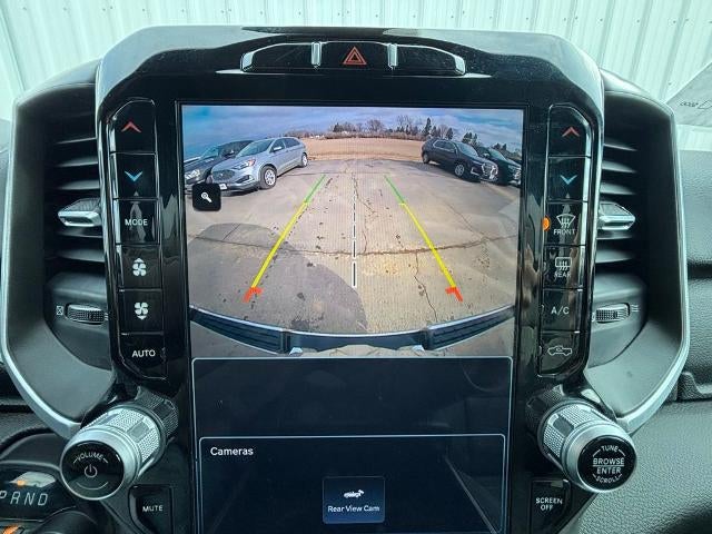 2023 RAM 1500 Big Horn 4x4 Crew Cab 5'7" Box