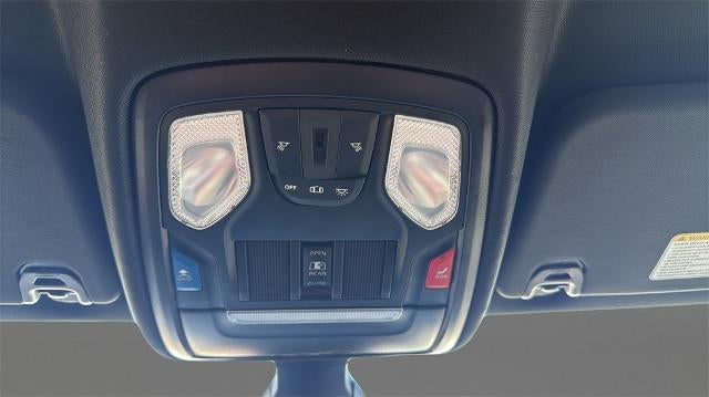 2023 RAM 1500 Big Horn 4x4 Crew Cab 5'7" Box