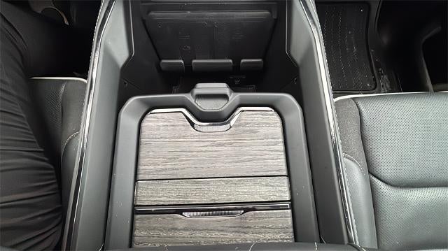 2025 RAM 1500 Limited 4x4 Crew Cab 5'7" Box