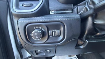 2023 RAM 1500 Limited 4x4 Crew Cab 5'7" Box