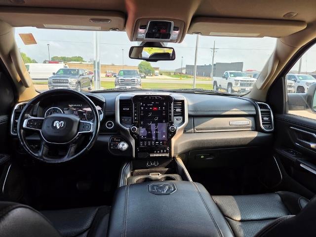 2020 RAM 1500 Laramie 4x4 Crew Cab 5'7" Box