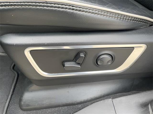 2025 RAM 1500 Laramie 4x4 Crew Cab 5'7" Box