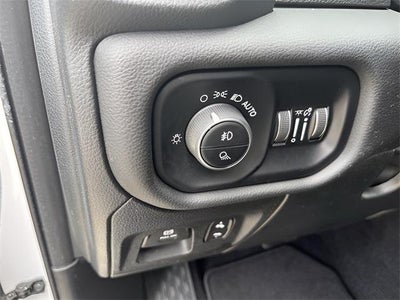 2025 RAM 1500 Laramie 4x4 Crew Cab 5'7" Box