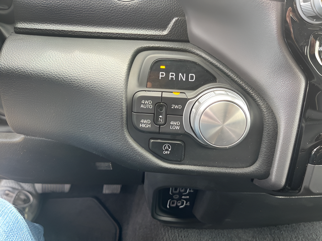 2025 RAM 1500 Laramie 4x4 Crew Cab 5'7" Box