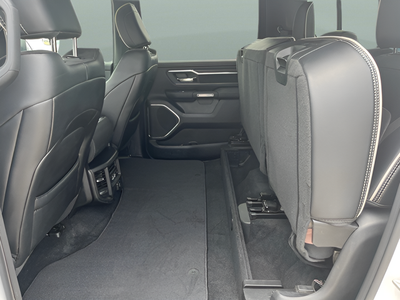 2025 RAM 1500 Laramie 4x4 Crew Cab 5'7" Box