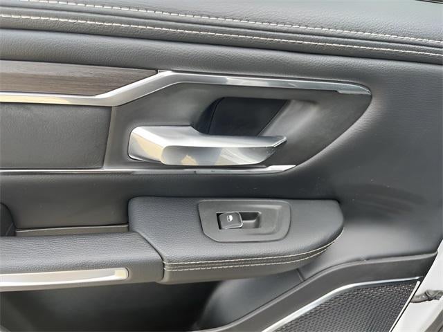 2025 RAM 1500 Laramie 4x4 Crew Cab 5'7" Box