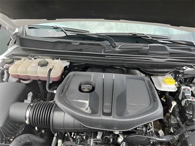 2025 RAM 1500 Laramie 4x4 Crew Cab 5'7" Box