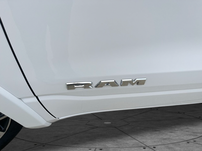 2025 RAM 1500 Laramie 4x4 Crew Cab 5'7" Box