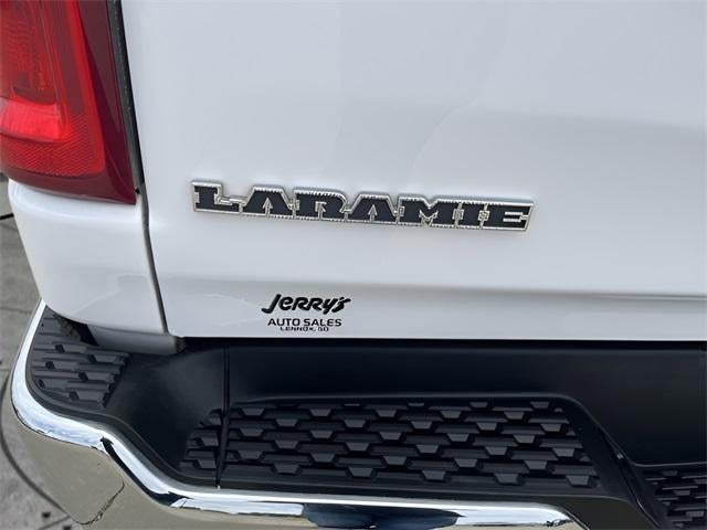 2025 RAM 1500 Laramie 4x4 Crew Cab 5'7" Box