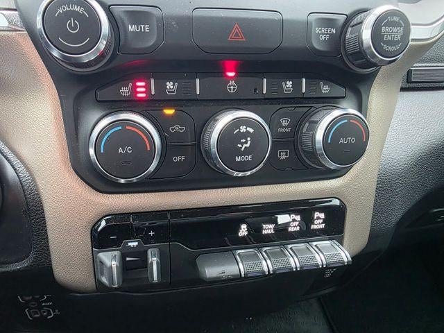 2020 RAM 1500 Laramie 4x4 Crew Cab 5'7" Box