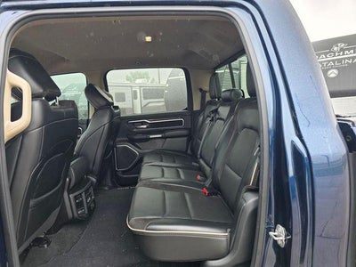 2020 RAM 1500 Laramie 4x4 Crew Cab 5'7" Box