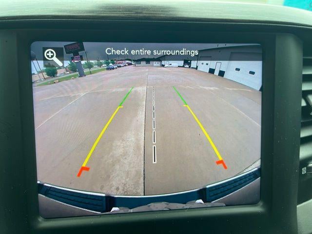 2020 RAM 1500 Laramie 4x4 Crew Cab 5'7" Box