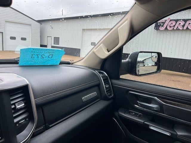 2020 RAM 1500 Laramie 4x4 Crew Cab 5'7" Box
