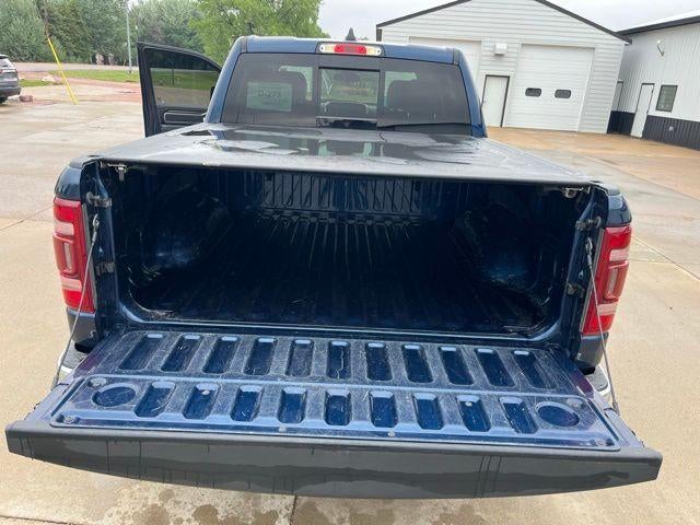 2020 RAM 1500 Laramie 4x4 Crew Cab 5'7" Box