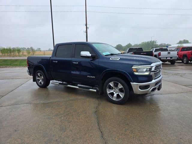 2020 RAM 1500 Laramie 4x4 Crew Cab 5'7" Box