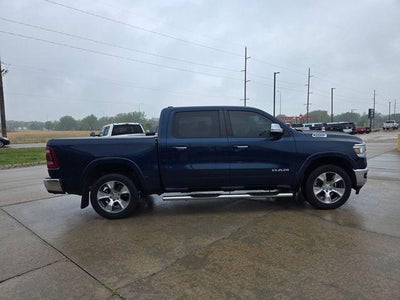 2020 RAM 1500 Laramie 4x4 Crew Cab 5'7" Box