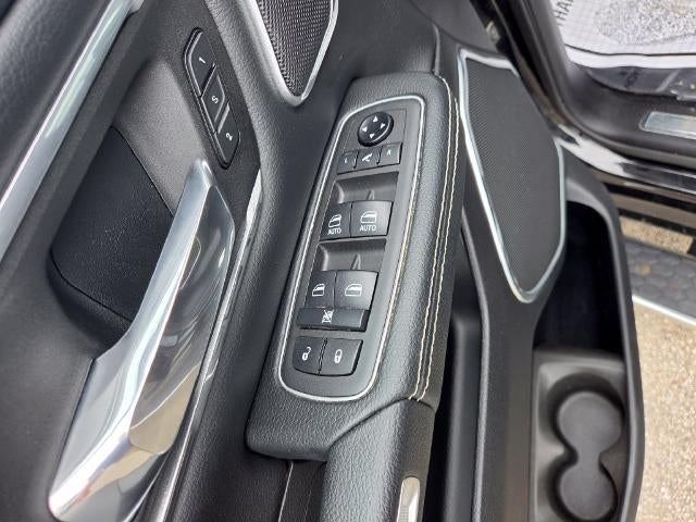 2021 RAM 1500 Laramie 4x4 Crew Cab 5'7" Box