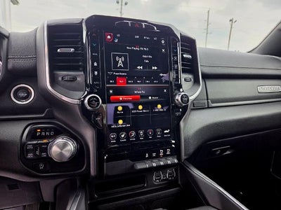 2021 RAM 1500 Laramie 4x4 Crew Cab 5'7" Box