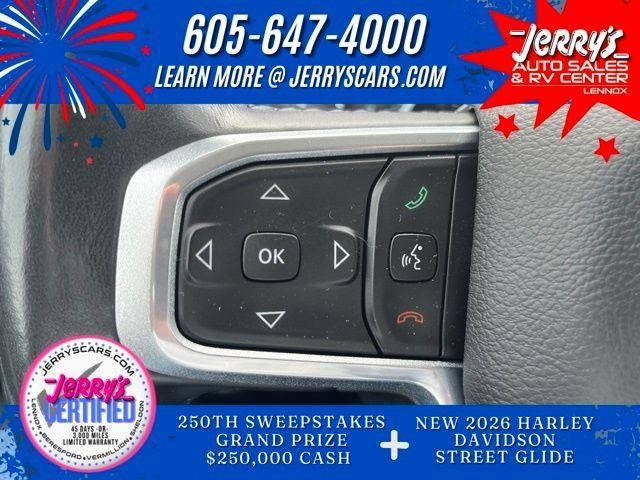 2022 RAM 1500 Laramie 4x4 Crew Cab 5'7" Box