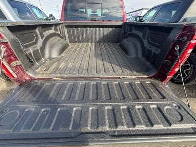 2019 RAM 1500 Laramie 4x4 Crew Cab 5'7" Box